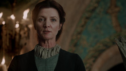 extant_GameOfThrones_1x06-AGoldenCrown_2620