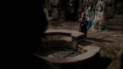 extant_GameOfThrones_1x06-AGoldenCrown_2627
