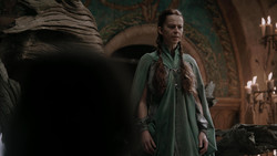 extant_GameOfThrones_1x06-AGoldenCrown_2653