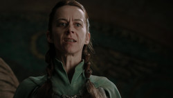 extant_GameOfThrones_1x06-AGoldenCrown_2664