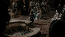 extant_GameOfThrones_1x06-AGoldenCrown_2668
