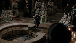 extant_GameOfThrones_1x06-AGoldenCrown_2671