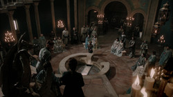 extant_GameOfThrones_1x06-AGoldenCrown_2759