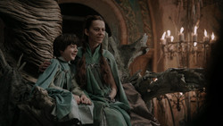 extant_GameOfThrones_1x06-AGoldenCrown_2787