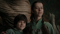 extant_GameOfThrones_1x06-AGoldenCrown_2796
