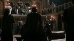 extant_GameOfThrones_1x06-AGoldenCrown_2961