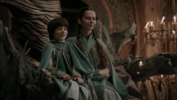 extant_GameOfThrones_1x06-AGoldenCrown_2977