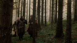 extant_GameOfThrones_1x06-AGoldenCrown_3023