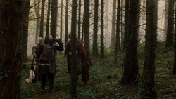 extant_GameOfThrones_1x06-AGoldenCrown_3024