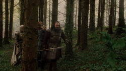 extant_GameOfThrones_1x06-AGoldenCrown_3036