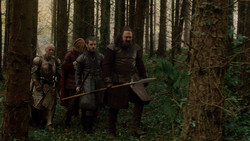 extant_GameOfThrones_1x06-AGoldenCrown_3039