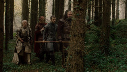 extant_GameOfThrones_1x06-AGoldenCrown_3041
