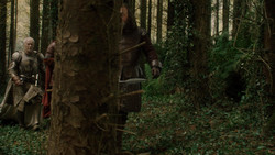 extant_GameOfThrones_1x06-AGoldenCrown_3061
