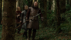 extant_GameOfThrones_1x06-AGoldenCrown_3063