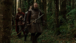 extant_GameOfThrones_1x06-AGoldenCrown_3064