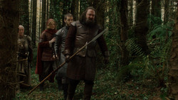extant_GameOfThrones_1x06-AGoldenCrown_3065