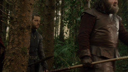 extant_GameOfThrones_1x06-AGoldenCrown_3072