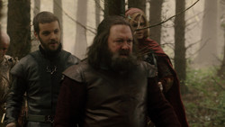 extant_GameOfThrones_1x06-AGoldenCrown_3087