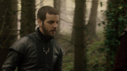 extant_GameOfThrones_1x06-AGoldenCrown_3093