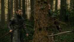 extant_GameOfThrones_1x06-AGoldenCrown_3099