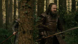 extant_GameOfThrones_1x06-AGoldenCrown_3100