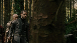extant_GameOfThrones_1x06-AGoldenCrown_3117