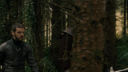 extant_GameOfThrones_1x06-AGoldenCrown_3123