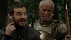 extant_GameOfThrones_1x06-AGoldenCrown_3144