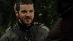 extant_GameOfThrones_1x06-AGoldenCrown_3171