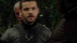 extant_GameOfThrones_1x06-AGoldenCrown_3174
