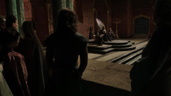 extant_GameOfThrones_1x06-AGoldenCrown_3219