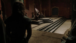 extant_GameOfThrones_1x06-AGoldenCrown_3231