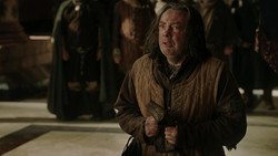 extant_GameOfThrones_1x06-AGoldenCrown_3270