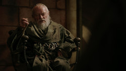 extant_GameOfThrones_1x06-AGoldenCrown_3290