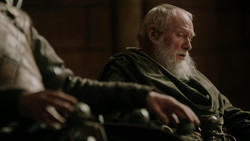 extant_GameOfThrones_1x06-AGoldenCrown_3304