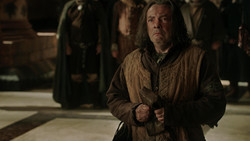 extant_GameOfThrones_1x06-AGoldenCrown_3336