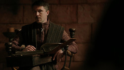 extant_GameOfThrones_1x06-AGoldenCrown_3359