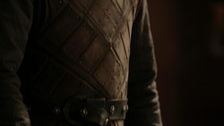extant_GameOfThrones_1x06-AGoldenCrown_3509