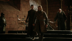extant_GameOfThrones_1x06-AGoldenCrown_3635
