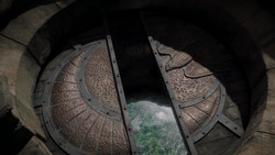 extant_GameOfThrones_1x06-AGoldenCrown_3673