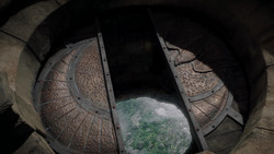 extant_GameOfThrones_1x06-AGoldenCrown_3674