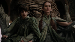 extant_GameOfThrones_1x06-AGoldenCrown_3706