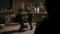 extant_GameOfThrones_1x06-AGoldenCrown_3780
