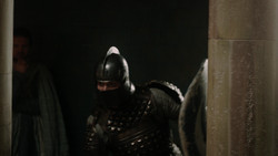 extant_GameOfThrones_1x06-AGoldenCrown_3838