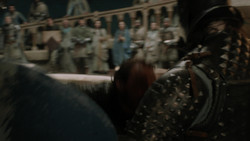 extant_GameOfThrones_1x06-AGoldenCrown_3844
