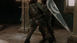 extant_GameOfThrones_1x06-AGoldenCrown_3846