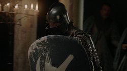 extant_GameOfThrones_1x06-AGoldenCrown_3878
