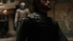 extant_GameOfThrones_1x06-AGoldenCrown_3883
