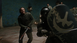 extant_GameOfThrones_1x06-AGoldenCrown_3889