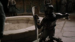 extant_GameOfThrones_1x06-AGoldenCrown_3896